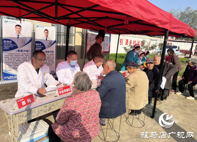 新蔡縣孫召鎮舉辦第三屆重陽節高齡老人集體生日活動