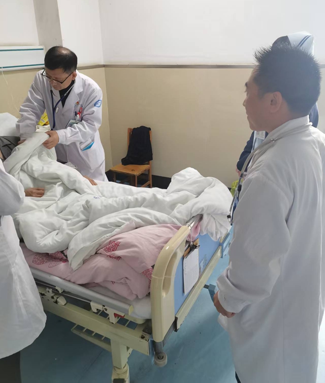 多學科接力與死神賽跑！駐馬店市第一人民醫院胸痛中心成功挽救中年心梗患者?