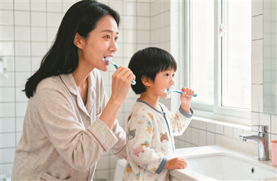 用含氟牙膏刷牙省去這一步更護(hù)齒