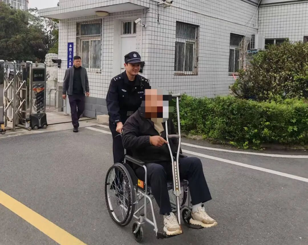 【有愛，便無“障礙”】輪椅上的暖心“直通車”：司法溫度跨過每一道門檻！