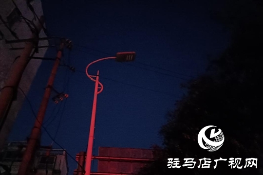 路面坑洼 路燈不亮！駿馬路出行安全隱患盼消除