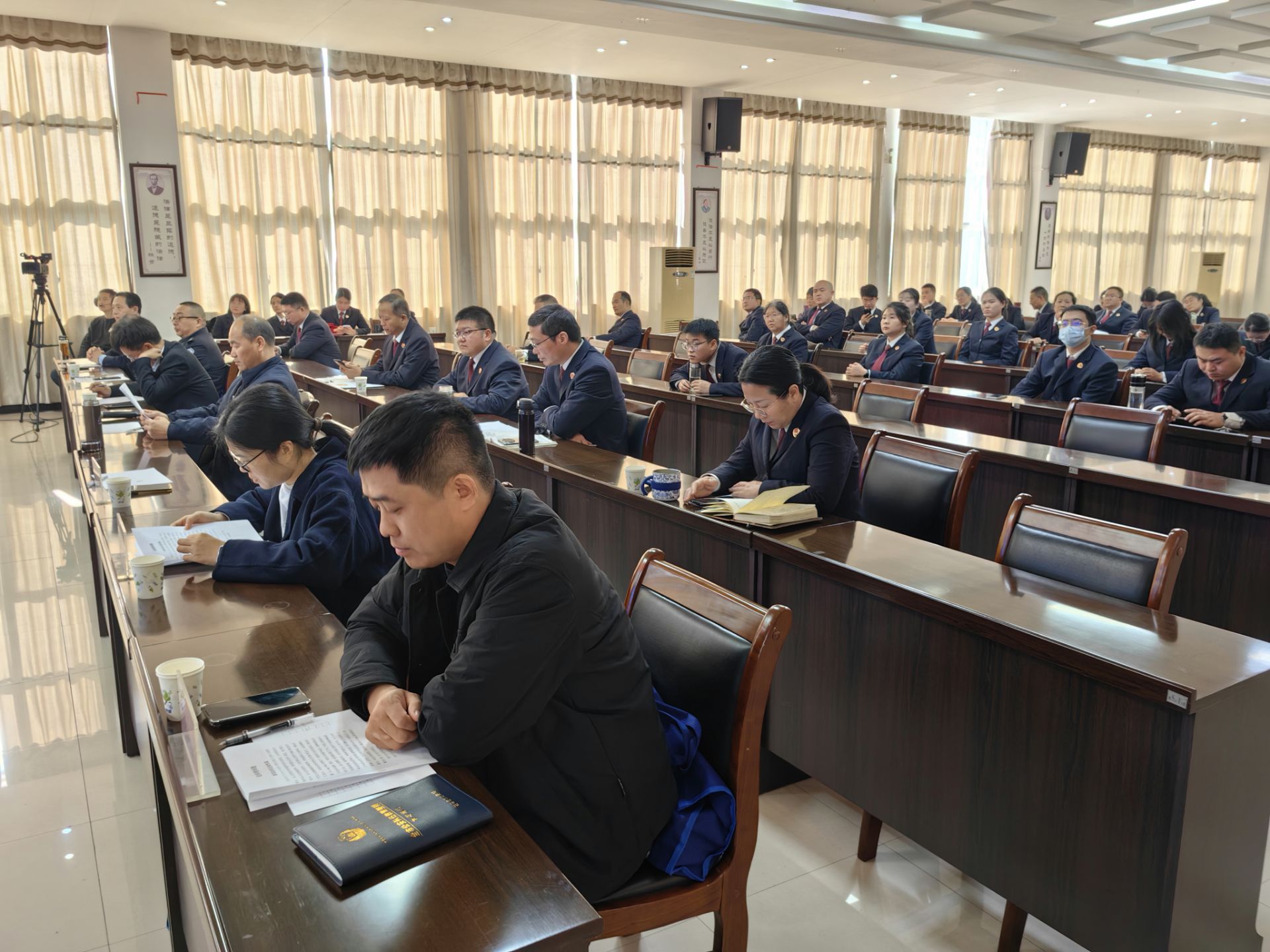 思辯礪精兵 論道強公信 ——驛城區(qū)檢察院舉辦公訴人論辯賽