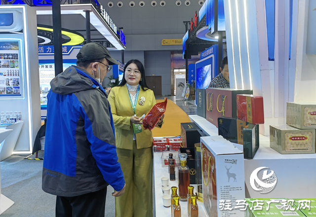 龜鹿藥業匠心產品“閃亮”“農加會” 引客商關注