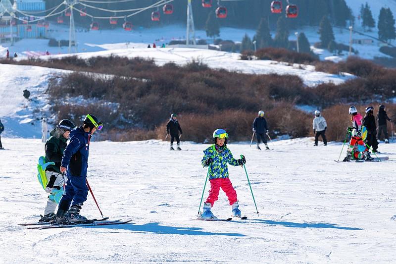 連休9天!多地官宣“雪假” 網友:實名制羨慕