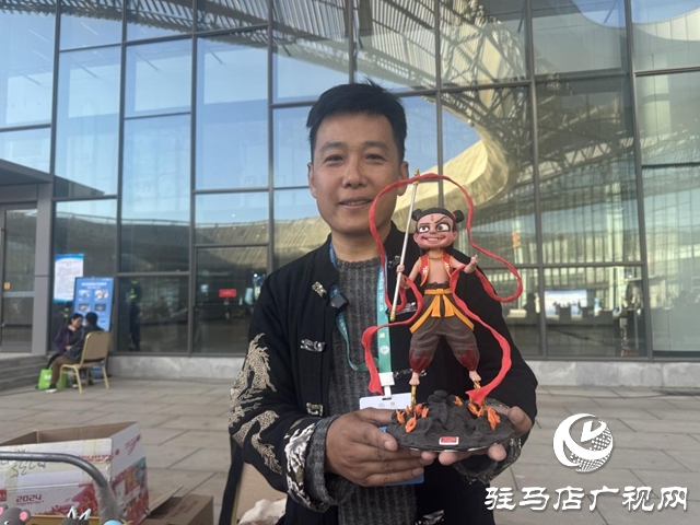 指尖非遺綻放農加會 駐馬店面塑傳承人張新芳作品引關注