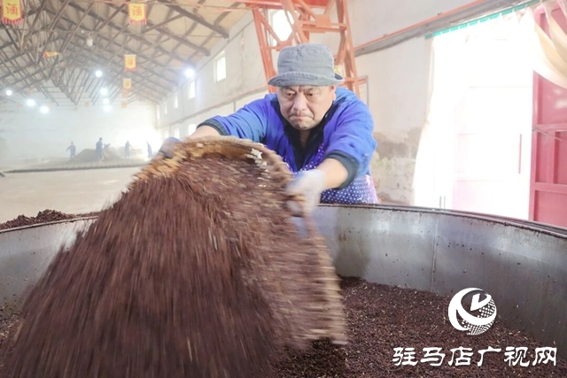 蔡洪坊酒業舉辦老員工回廠交流活動 共話企業發展新篇