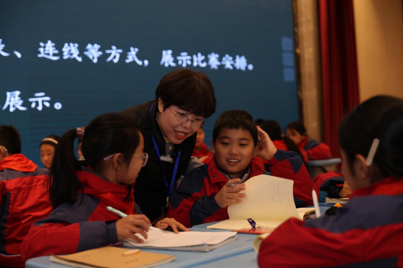 一場“跨粵山河”的教學研討，為教育高質量發展“輸出”創新范式