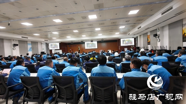  駐馬店高新區交警走進駿化集團開展交通安全宣講暨救助基金政策解讀