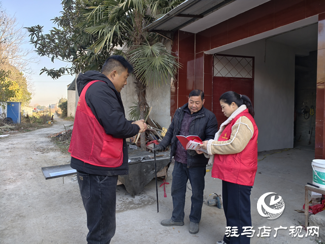 賈莊居委會(huì)開(kāi)展“憲法宣傳暖人心”活動(dòng)