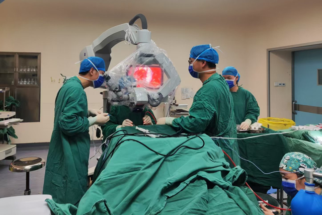 生死競速!神經外科成功拆除顱內“定時炸彈”