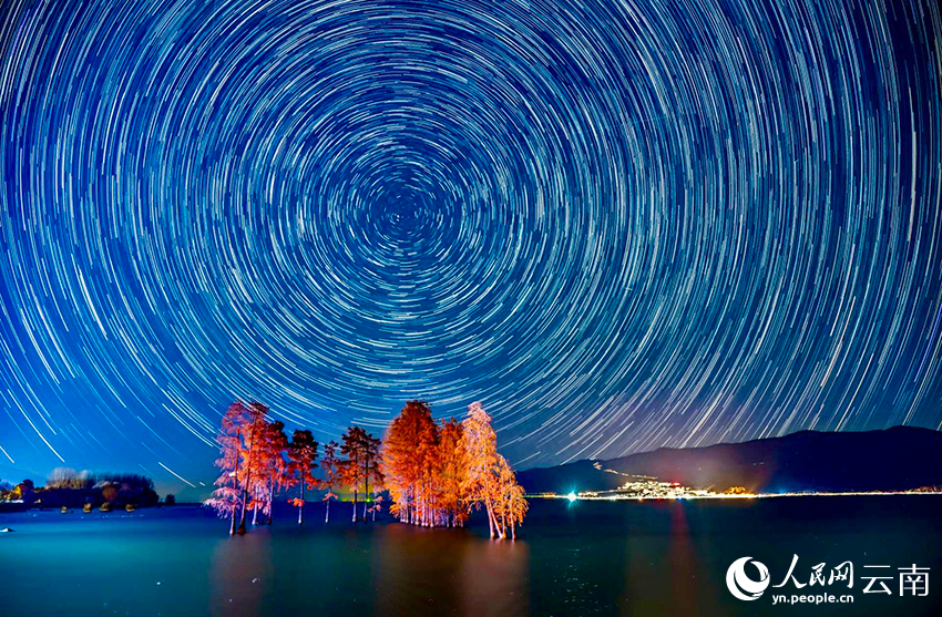 云南大理:星軌閃耀洱海冬夜